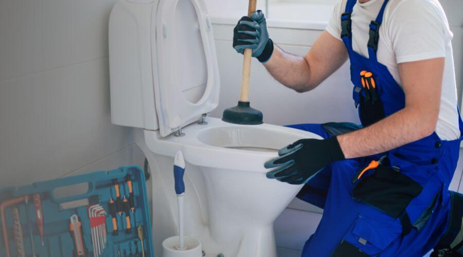 Professional septic pumping service in Stoutland, MO